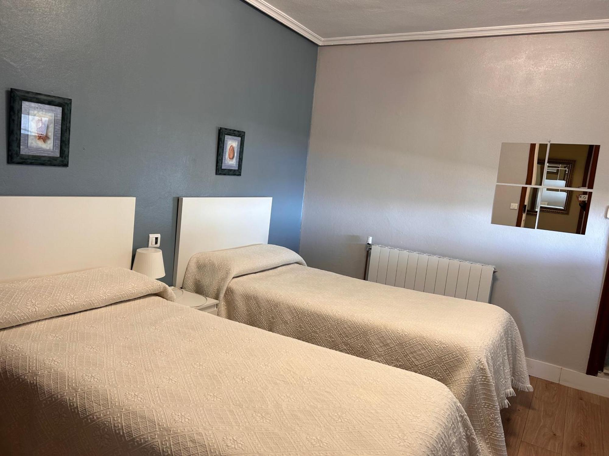Hostal El Carro Laredo Luaran gambar